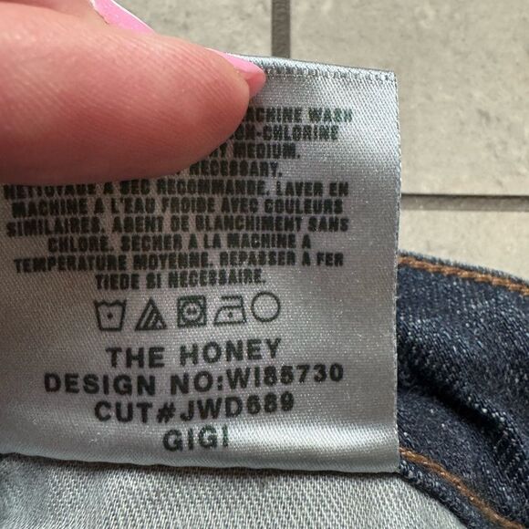 Joe's Jeans Low Rise - Picture 10 of 10